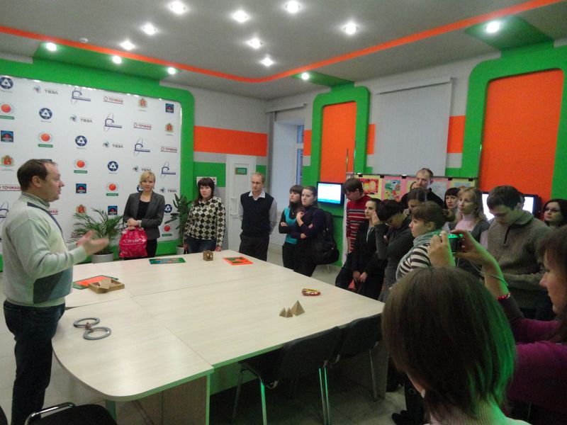 Фото к Традиции высокой точности + работа с молодежью = профессиональный коллектив.