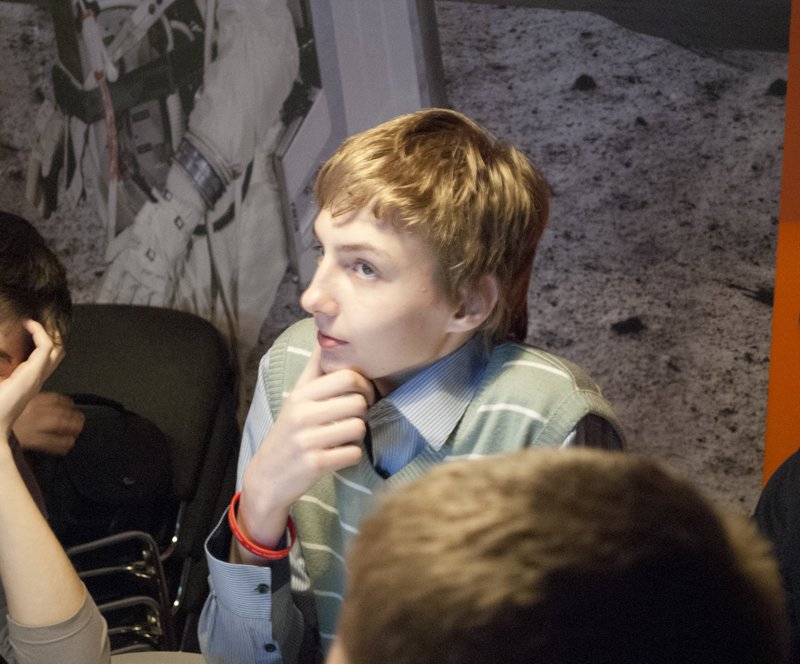 Фото к Школьники из Ангарска в гостях у владимирского информационного центра по атомной энергии.