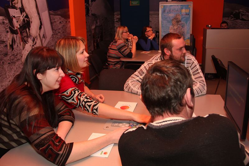 Фото к Первый модуль совместного проекта «Мы вместе» ОАО «ВПО «Точмаш» и информационного центра по атомной энергии города Владимира завершен успешно.