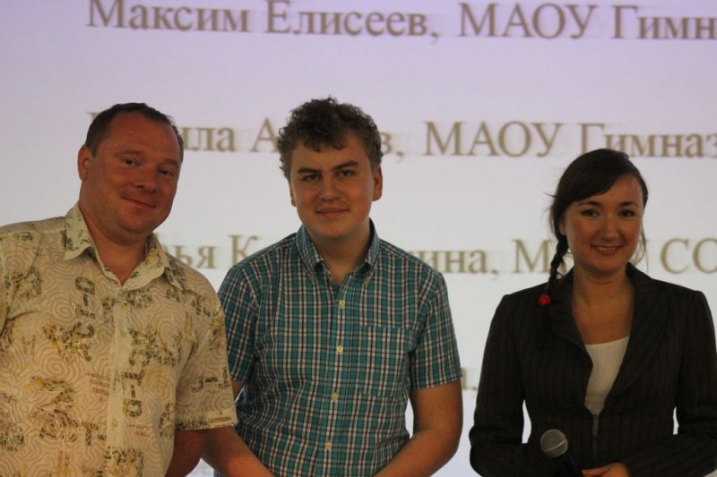 Фото к Во владимирском информационном центре по атомной энергии подведены итоги конкурса статей для юных журналистов «Отрасль. Производство. Люди».