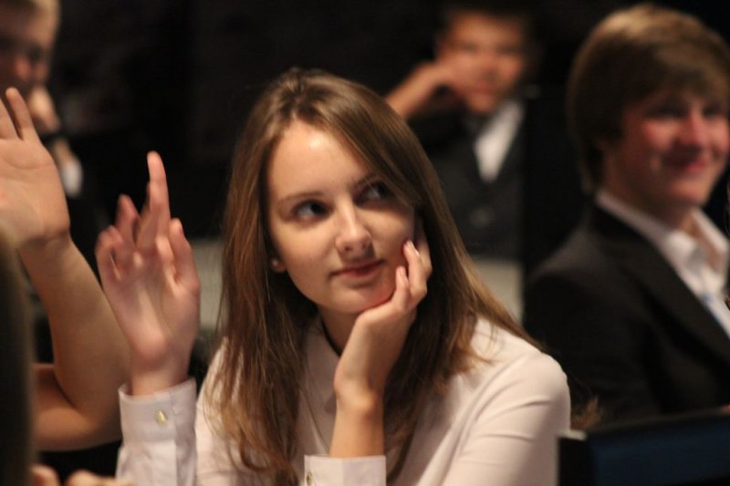 Фото к В День знаний владимирские школьники вспоминали Конституцию Российской Федерации.