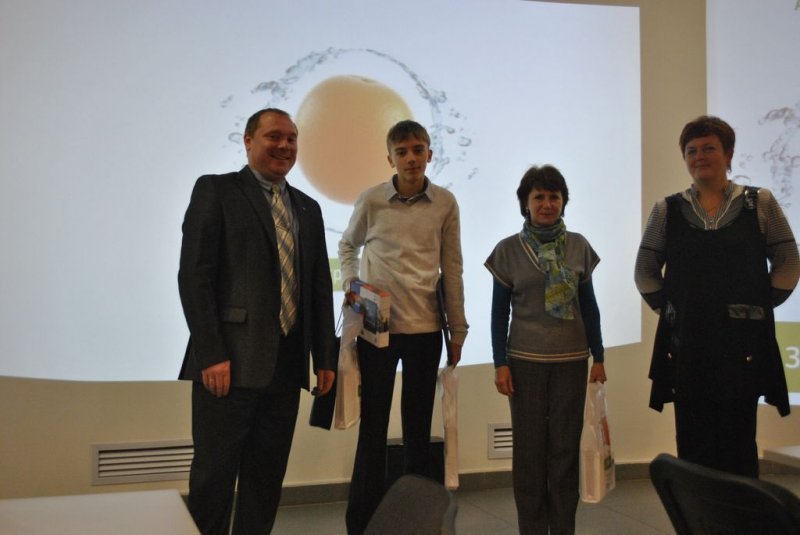 Фото к Во владимирском информационном центре наградили победителей всероссийских конкурсов