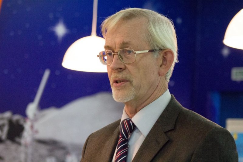 Фото к Любовь Стрельникова во Владимире: обсуждение перспектив естественнонаучного образования в школе и вузе