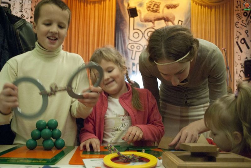 Фото к Праздник знаний: во Владимире прошел книжный фестиваль «Бу!Фест»