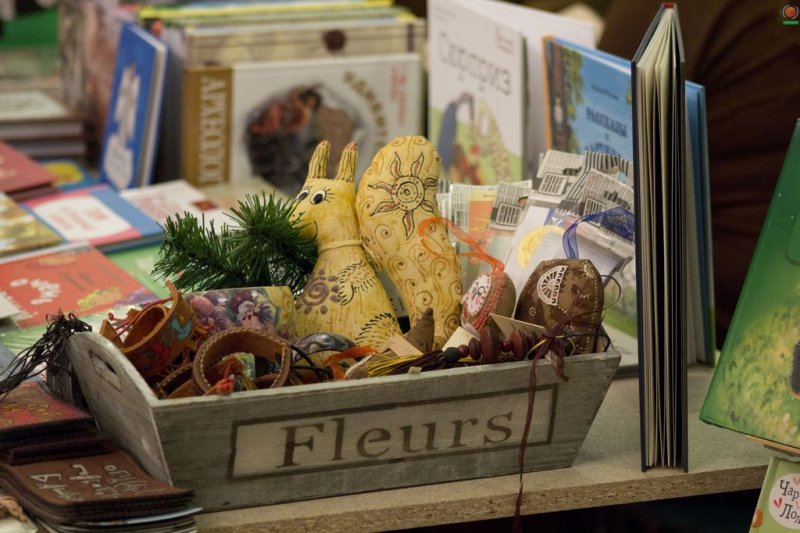 Фото к Праздник знаний: во Владимире прошел книжный фестиваль «Бу!Фест»