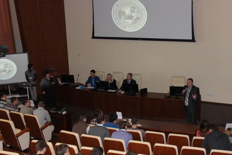 Фото к Во Владимирском государственном университете прошел День карьеры ОАО «ВПО «Точмаш»