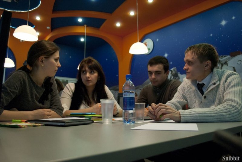 Фото к Юные законодатели проверили свое знание основного документа страны.