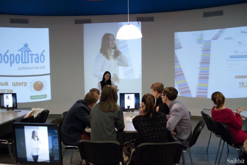 Фото к «До новых встреч!» Во Владимире завершились занятия в Школе кураторов «Тетрадки дружбы»