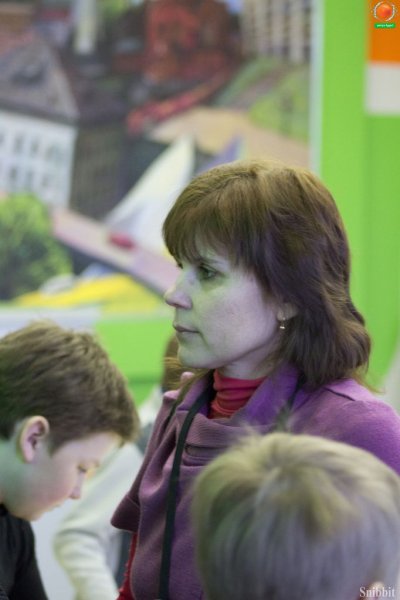 Фото к Победитель владимирского городского конкурса «Педагог года» Елена Таланова посетила информационный центр по атомной энергии