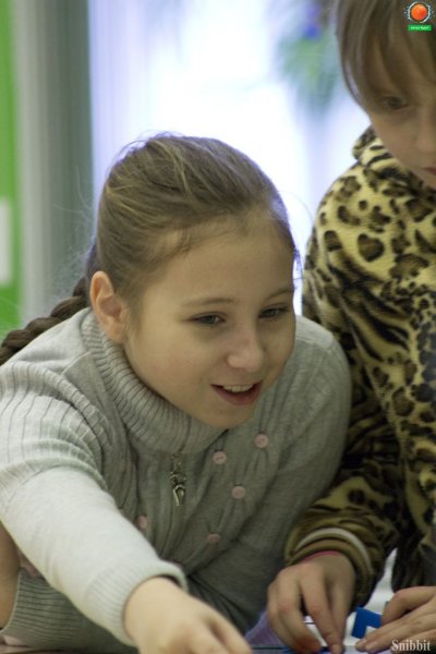 Фото к Победитель владимирского городского конкурса «Педагог года» Елена Таланова посетила информационный центр по атомной энергии