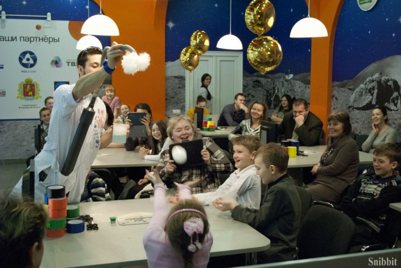 Фото к День науки прошел в информационном центре по атомной энергии города Владимира