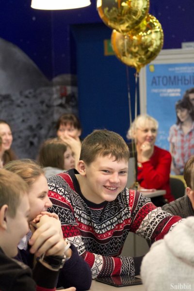 Фото к День науки прошел в информационном центре по атомной энергии города Владимира