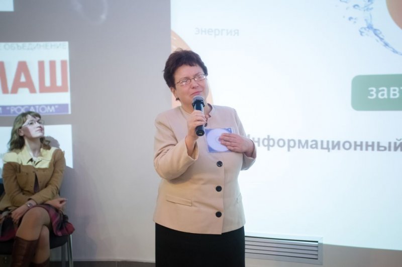 Фото к Миллионным посетителем сети информационных центров по атомной энергии стала ученица школы № 8 города Владимира