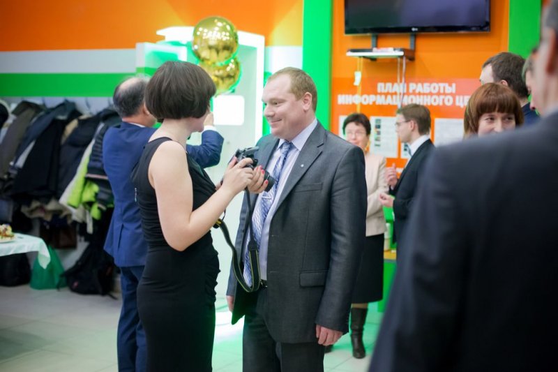 Фото к Миллионным посетителем сети информационных центров по атомной энергии стала ученица школы № 8 города Владимира