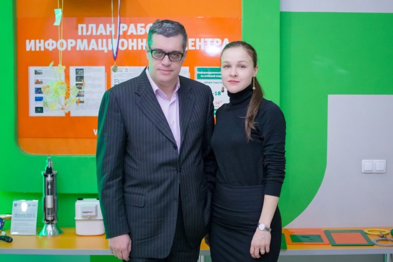 Фото к Миллионным посетителем сети информационных центров по атомной энергии стала ученица школы № 8 города Владимира