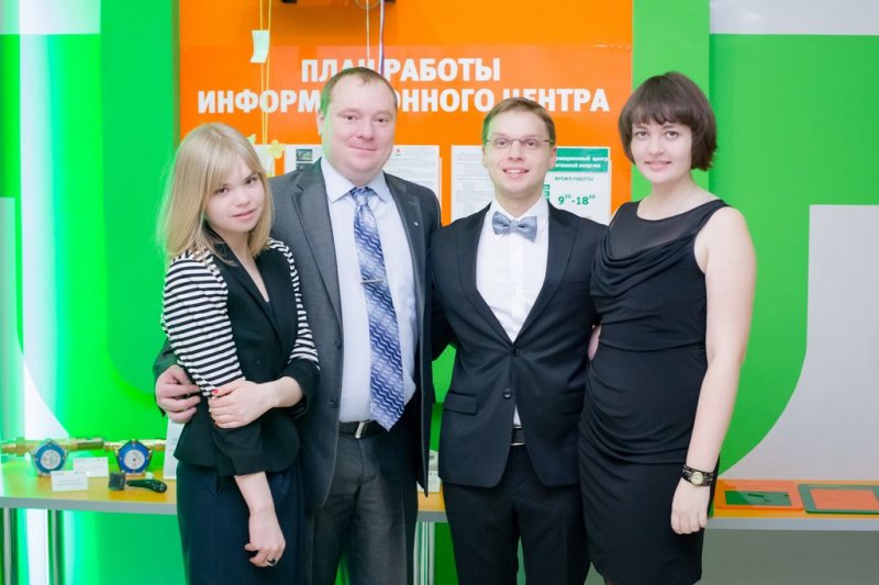 Фото к Миллионным посетителем сети информационных центров по атомной энергии стала ученица школы № 8 города Владимира