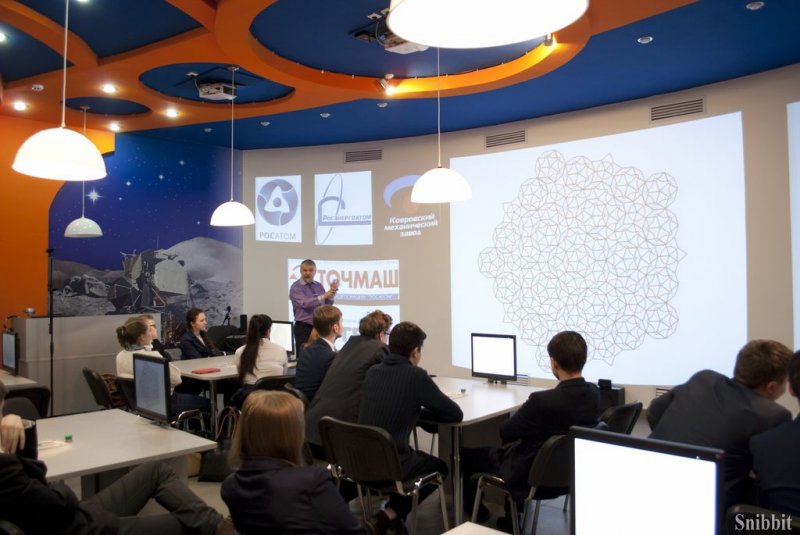 Фото к Упорядочены, но не периодичны: удивительный мир квазикристаллов