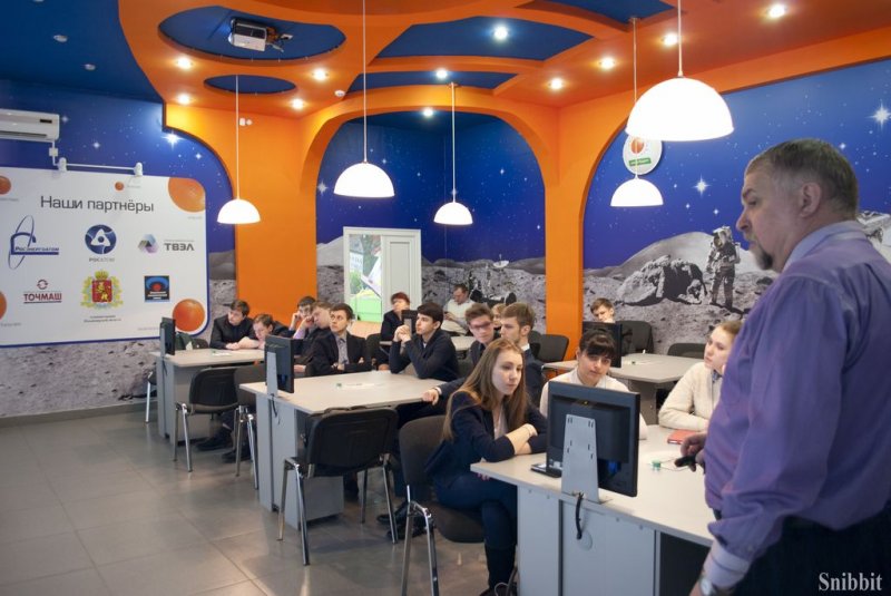 Фото к Упорядочены, но не периодичны: удивительный мир квазикристаллов