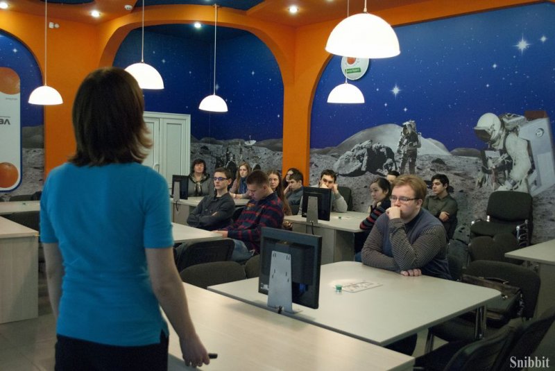 Фото к Международный день родного языка прошел в информационном центре по атомной энергии города Владимира