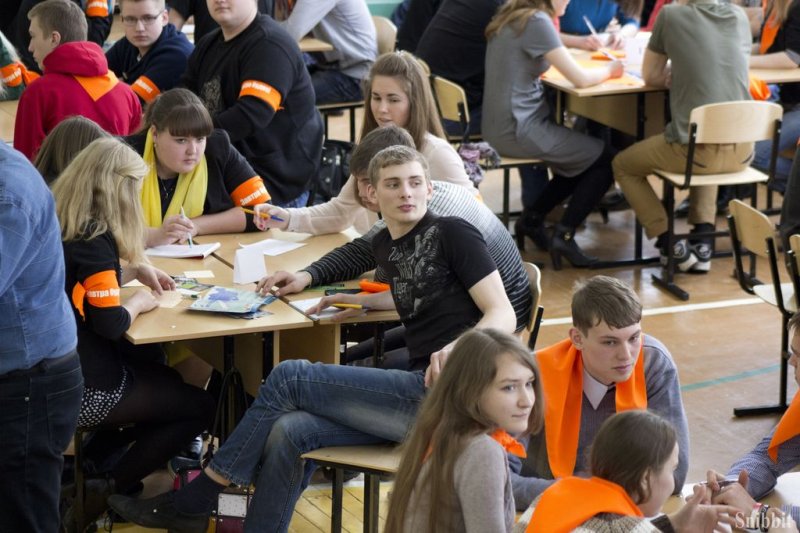 Фото к Главные эрудиты области учатся в Александровском промышленно-гуманитарном колледже