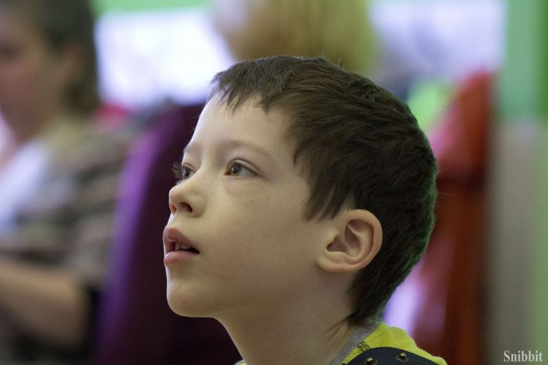 Фото к Привет с орбиты: ученики из 25 школы в режиме онлайн увидели видеотрансляцию сеанса связи с МКС. 