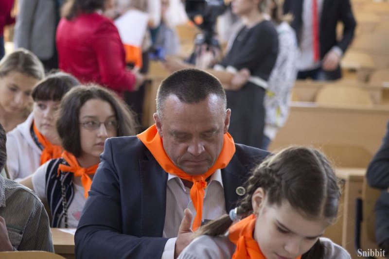 Фото к «Готовьтесь: будет много запятых!» Владимирцы написали Тотальный диктант