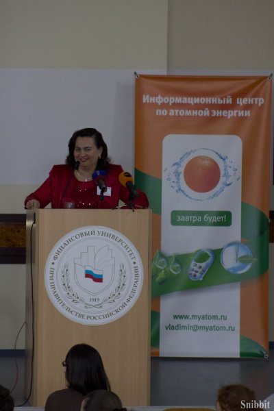 Фото к «Готовьтесь: будет много запятых!» Владимирцы написали Тотальный диктант