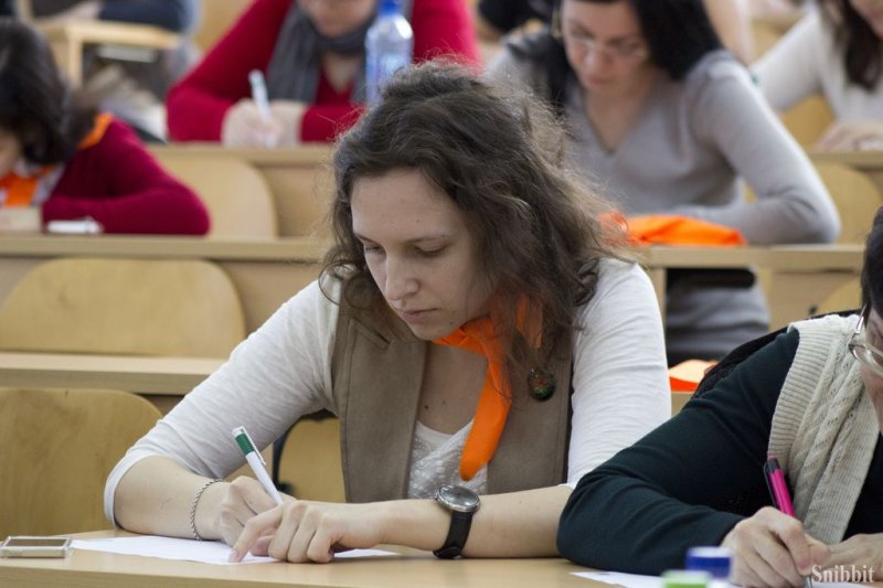 Фото к «Готовьтесь: будет много запятых!» Владимирцы написали Тотальный диктант