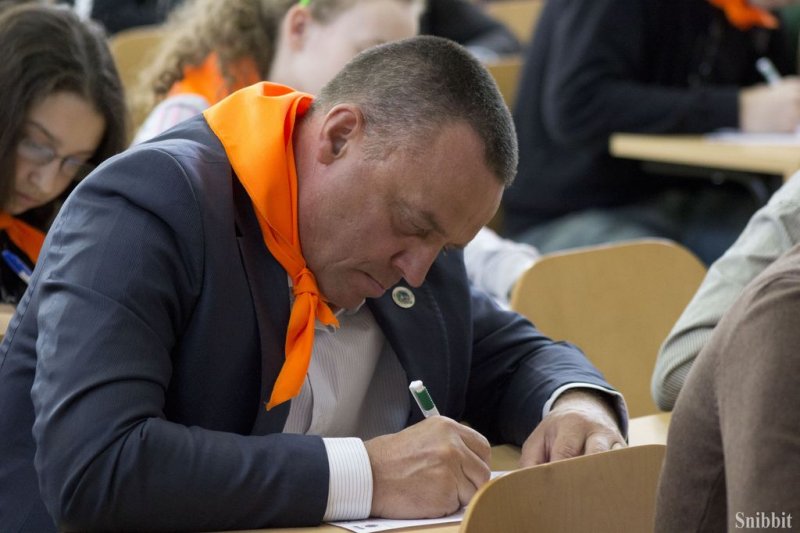 Фото к «Готовьтесь: будет много запятых!» Владимирцы написали Тотальный диктант