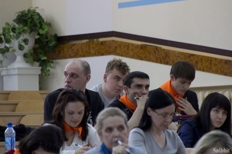 Фото к «Готовьтесь: будет много запятых!» Владимирцы написали Тотальный диктант