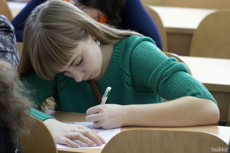 Фото к «Готовьтесь: будет много запятых!» Владимирцы написали Тотальный диктант