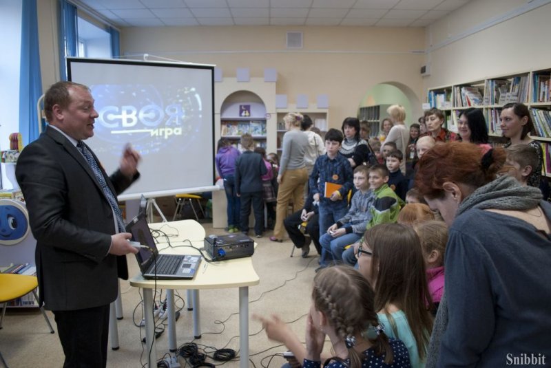 Фото к «Перевод времени»: владимирский информационный центр по атомной энергии принял участие во Всероссийской акции «Библионочь»