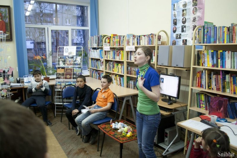 Фото к «Перевод времени»: владимирский информационный центр по атомной энергии принял участие во Всероссийской акции «Библионочь»