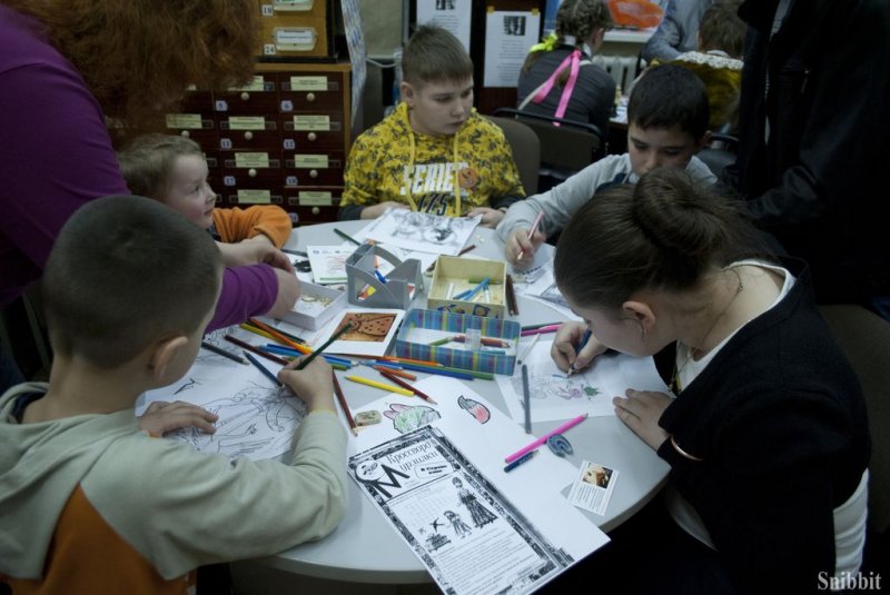 Фото к «Перевод времени»: владимирский информационный центр по атомной энергии принял участие во Всероссийской акции «Библионочь»