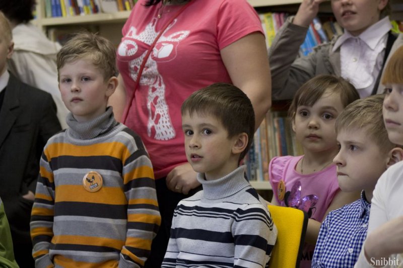 Фото к «Перевод времени»: владимирский информационный центр по атомной энергии принял участие во Всероссийской акции «Библионочь»