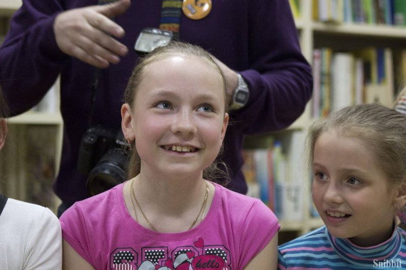 Фото к «Перевод времени»: владимирский информационный центр по атомной энергии принял участие во Всероссийской акции «Библионочь»