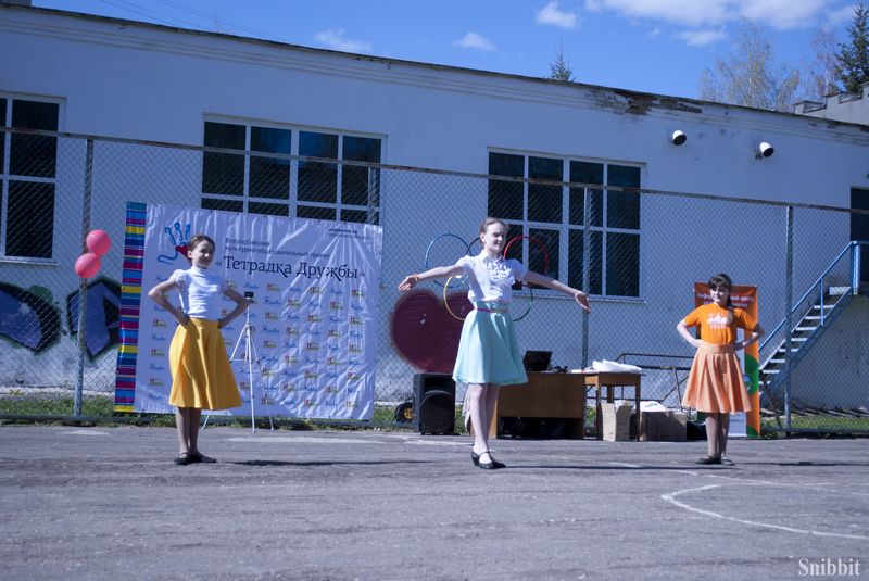 Фото к «Ретро Олимпиада» для современных школьников: во Владимире прошли соревнования по уличным играм