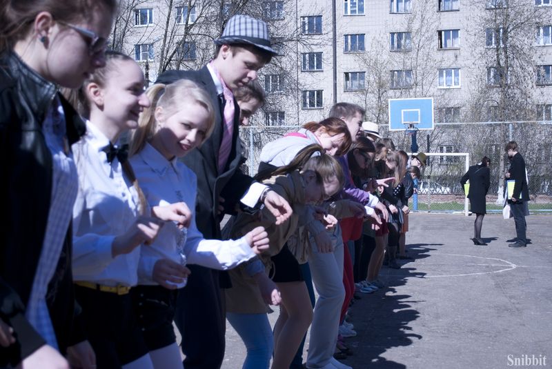 Фото к «Ретро Олимпиада» для современных школьников: во Владимире прошли соревнования по уличным играм