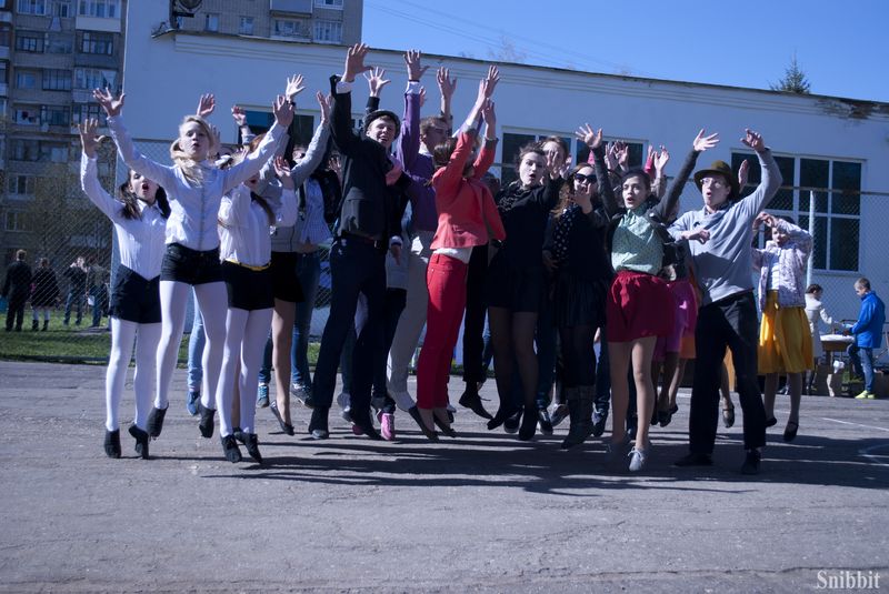 Фото к «Ретро Олимпиада» для современных школьников: во Владимире прошли соревнования по уличным играм