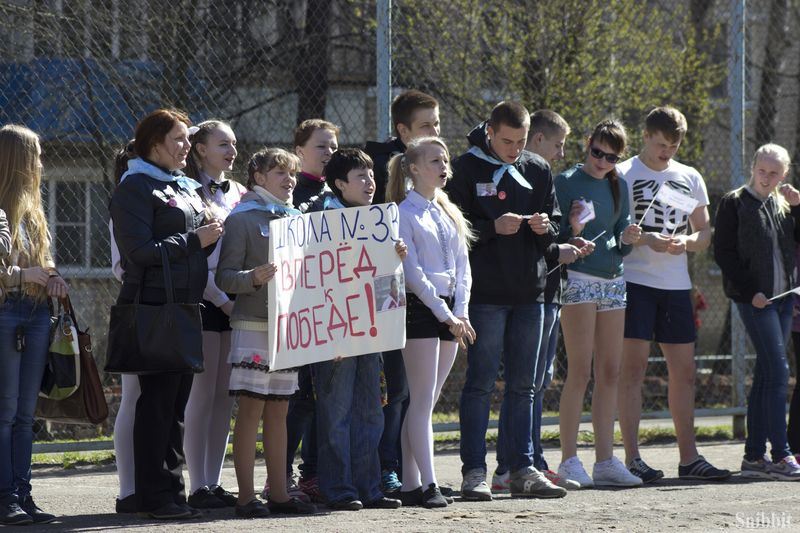 Фото к «Ретро Олимпиада» для современных школьников: во Владимире прошли соревнования по уличным играм