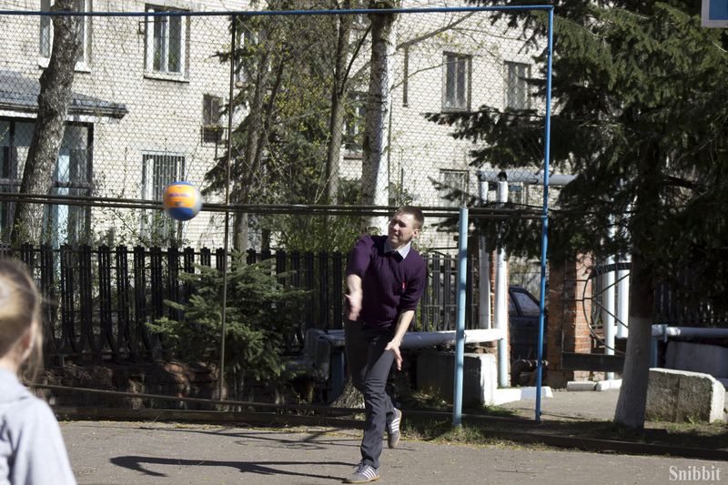 Фото к «Ретро Олимпиада» для современных школьников: во Владимире прошли соревнования по уличным играм