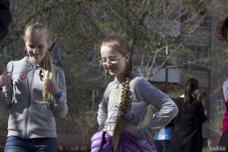 Фото к «Ретро Олимпиада» для современных школьников: во Владимире прошли соревнования по уличным играм