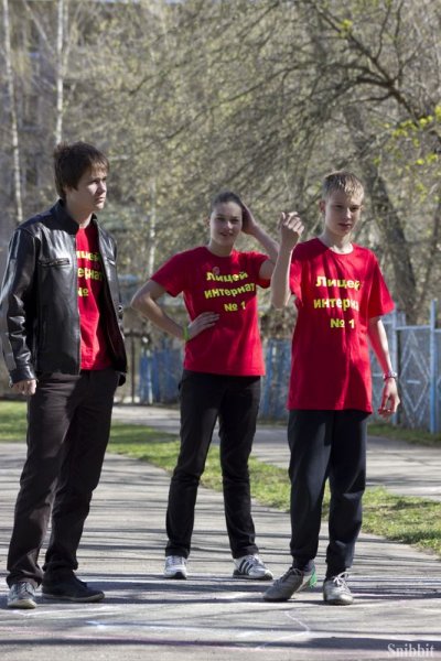 Фото к «Ретро Олимпиада» для современных школьников: во Владимире прошли соревнования по уличным играм