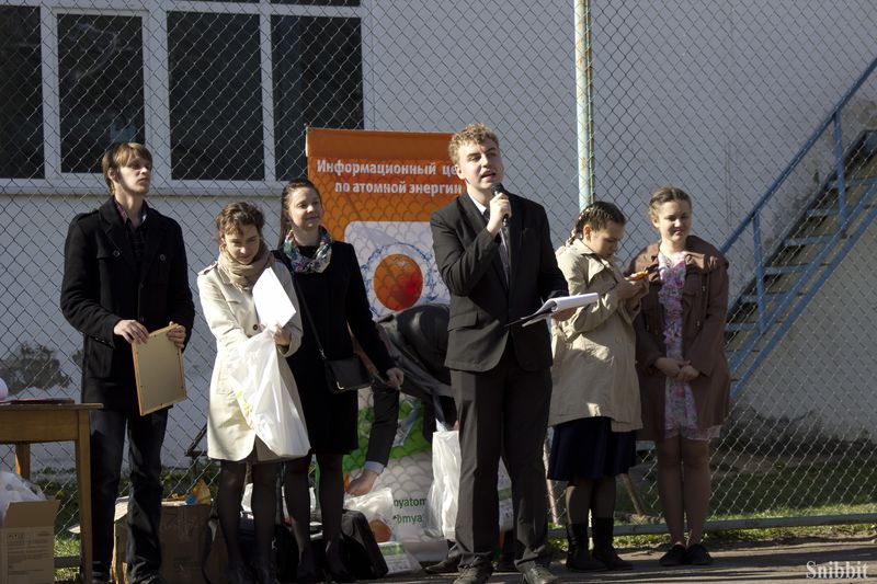 Фото к «Ретро Олимпиада» для современных школьников: во Владимире прошли соревнования по уличным играм