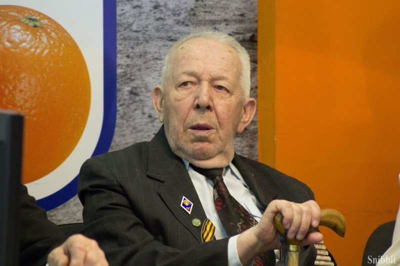 Фото к От «Космической декады» — к «Науке побеждать»