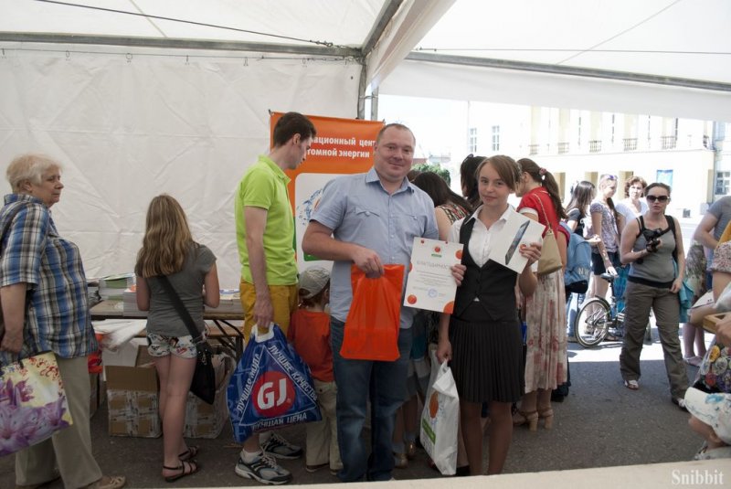 Фото к Во Владимире прошел детский книжный фестиваль «Бу!Фест» на открытом воздухе