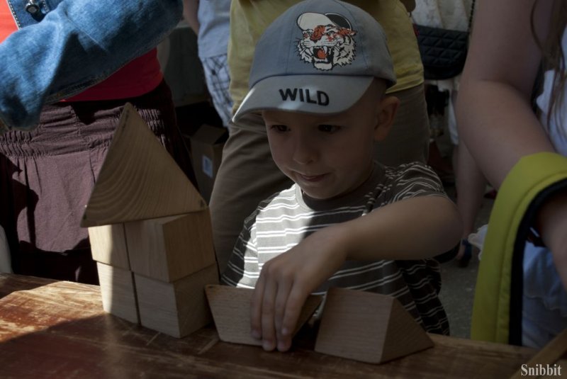 Фото к Во Владимире прошел детский книжный фестиваль «Бу!Фест» на открытом воздухе
