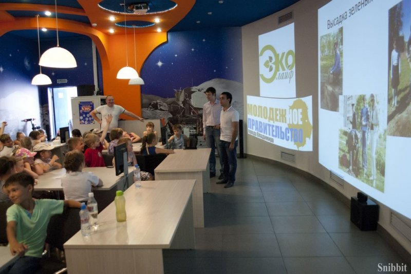 Фото к «Экологическая азбука»: во владимирском информационном центре по атомной энергии отметили Всемирный день эколога