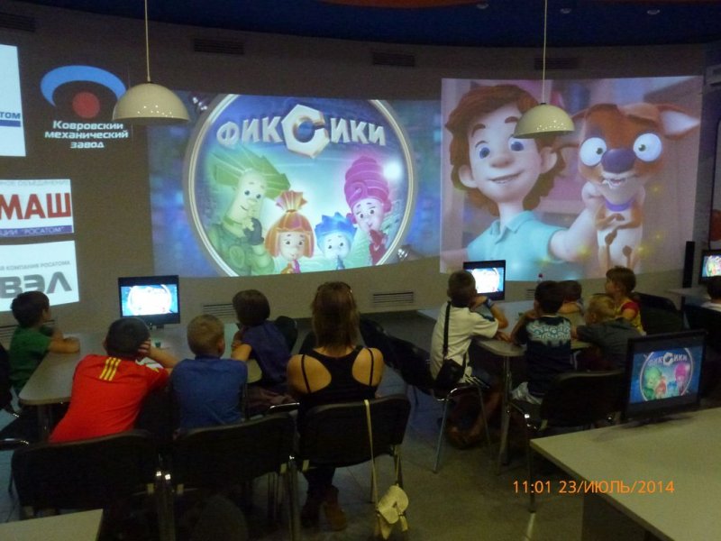 Фото к Владимирские школьники заФИКСИровали отпечатки пальцев в информационном центре по атомной энергии