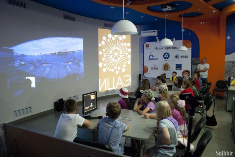 Фото к Взгляд из другого измерения: во Владимира завершилась летняя сессия проекта «Юные исследователи»